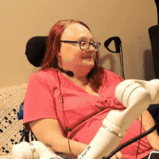 WAFFLE wearable feeding